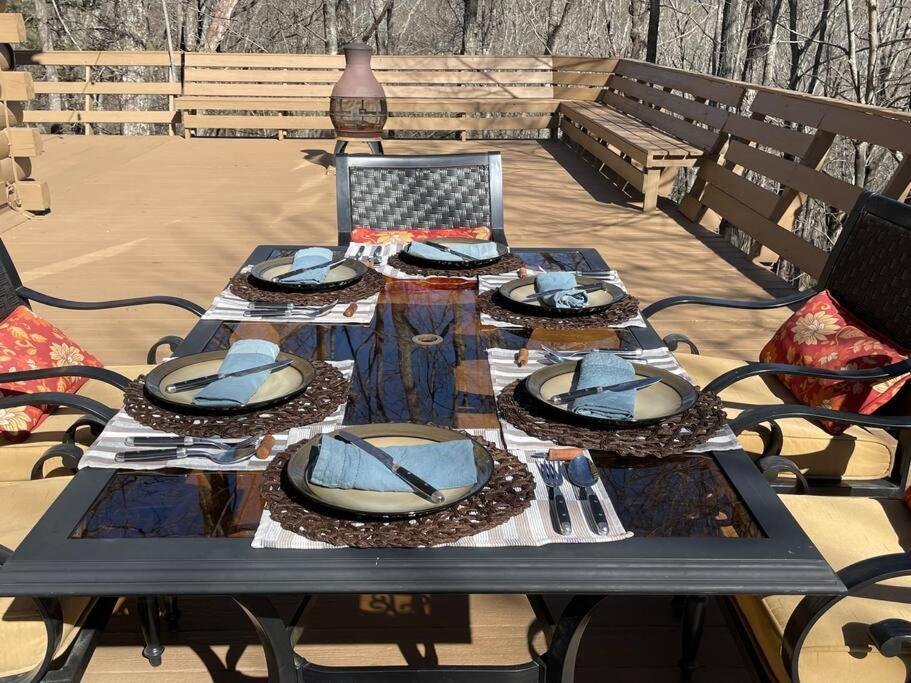 Blue Ridge Bliss- Spacious Cabin, Pets, Hot Tub! Exteriör bild