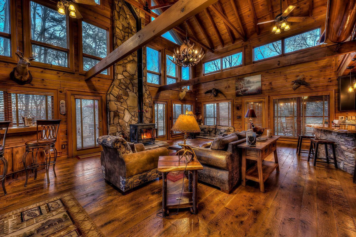 Blue Ridge Bliss- Spacious Cabin, Pets, Hot Tub! Exteriör bild